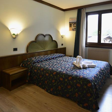 Hotel Quadrifoglio Pinzolo Exteriér fotografie