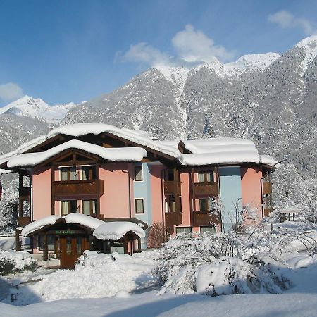 Hotel Quadrifoglio Pinzolo Exteriér fotografie
