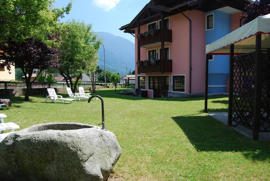 Hotel Quadrifoglio Pinzolo Exteriér fotografie
